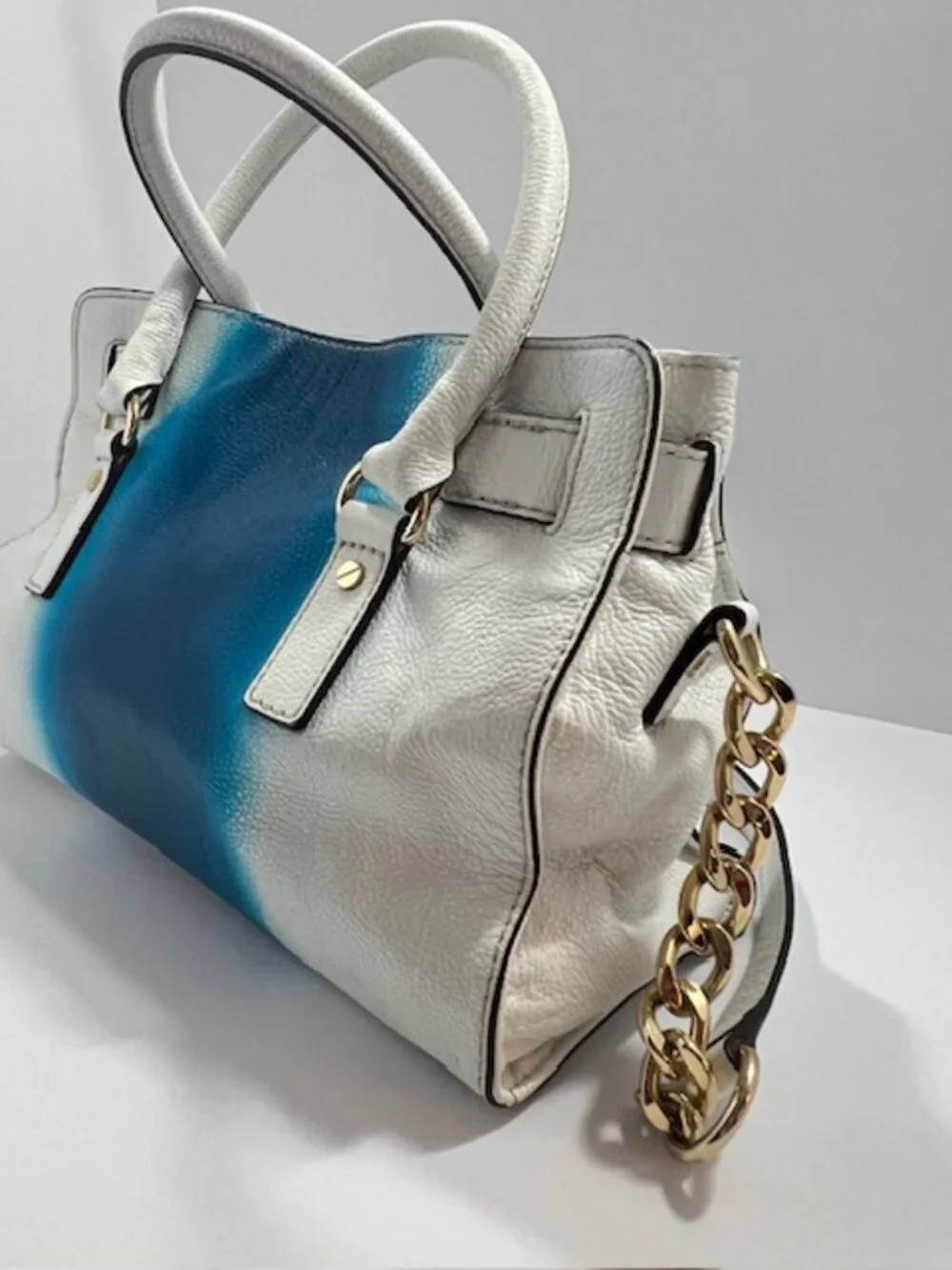 MICHAEL KORS HAMILTON EAST WEST WHITE/BLUE LOCK & KEY LEATHER SATCHEL MEDIUM EUC - Picture 3 of 15